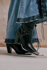 AZALEA WANG GOODMAN BLACK CHUNKY WESTERN HARDWARE PU BOOTIE
