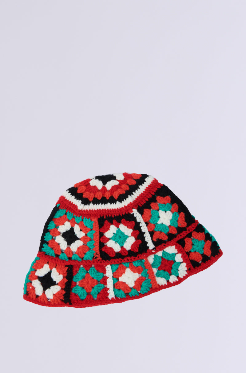 CROCHET BUCKET HAT