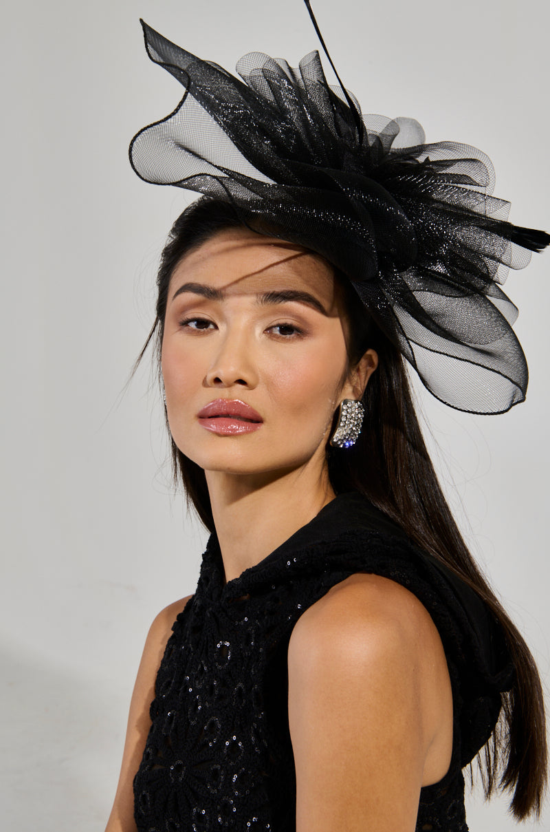 BORN TO THRIVE FASCINATOR