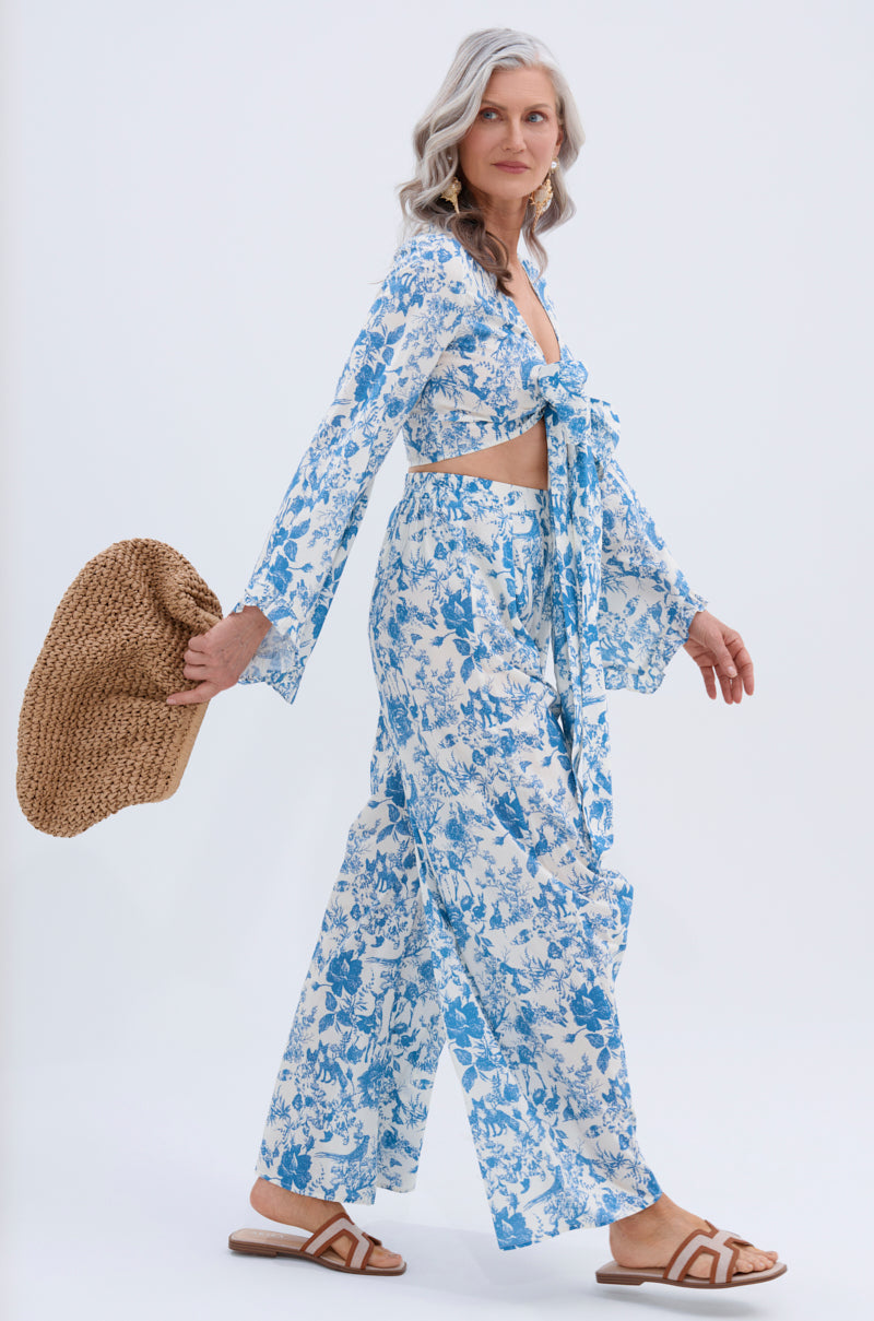 DOLLED UP TIE FRONT TOP
