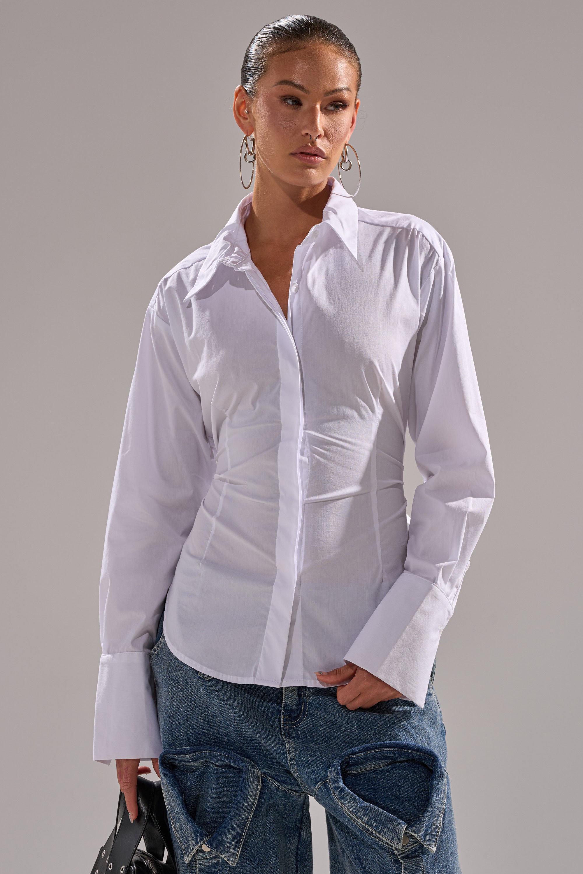 BUSINESS BUTTON DOWN