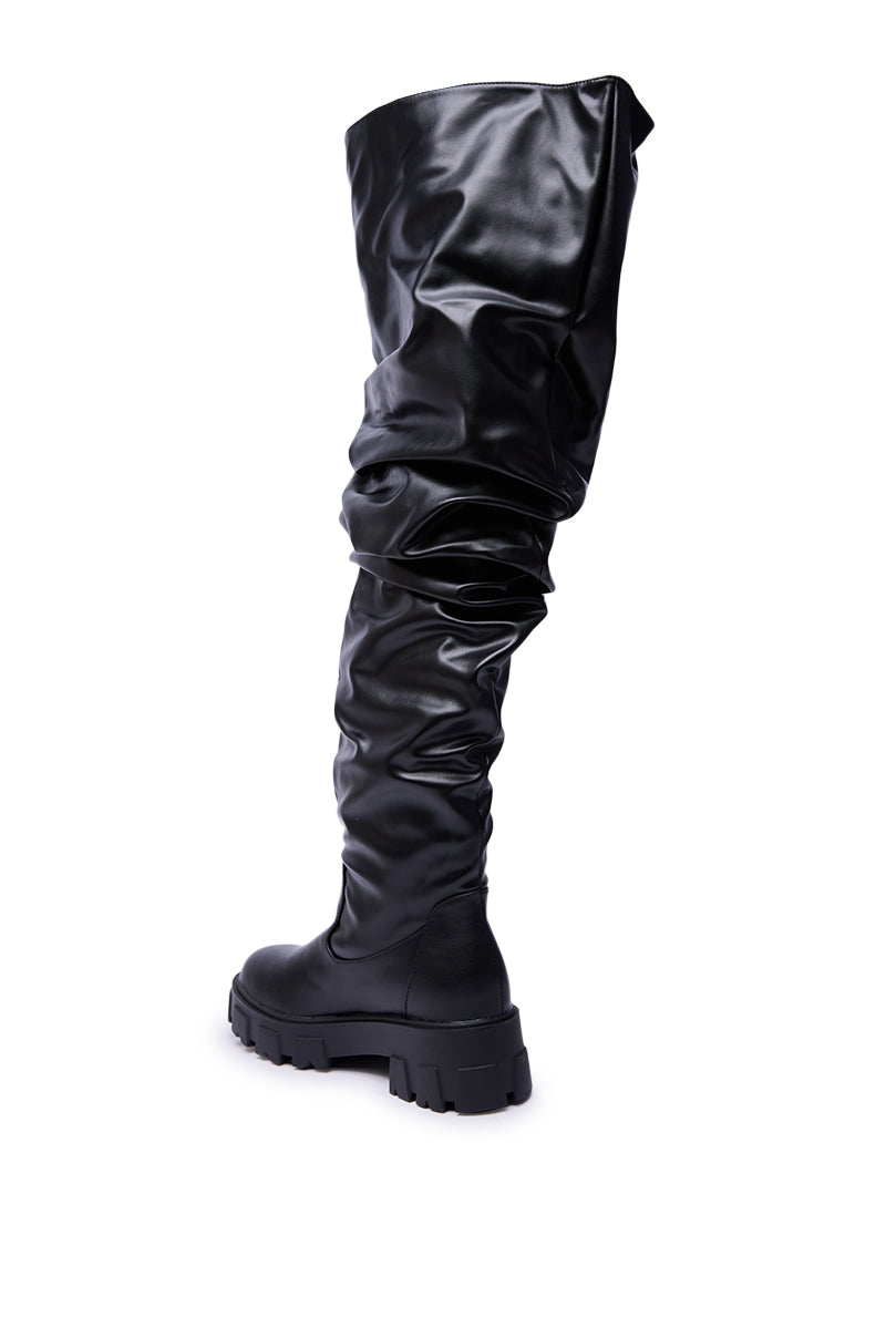 AZALEA WANG KIPLING BLACK RUCHED UP FLAT BOOT