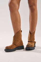 AZALEA WANG PHRIXUS BROWN CHUNKY SHORT SHAFT FAUX SUEDE BOOT