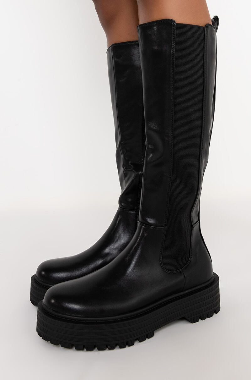 AZALEA WANG CAN'T RAIN ON ME FLATFORM BOOT IN BLACK