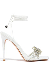AZALEA WANG CHEER WHITE BUTTERFLY EMBELLISHED SANDAL