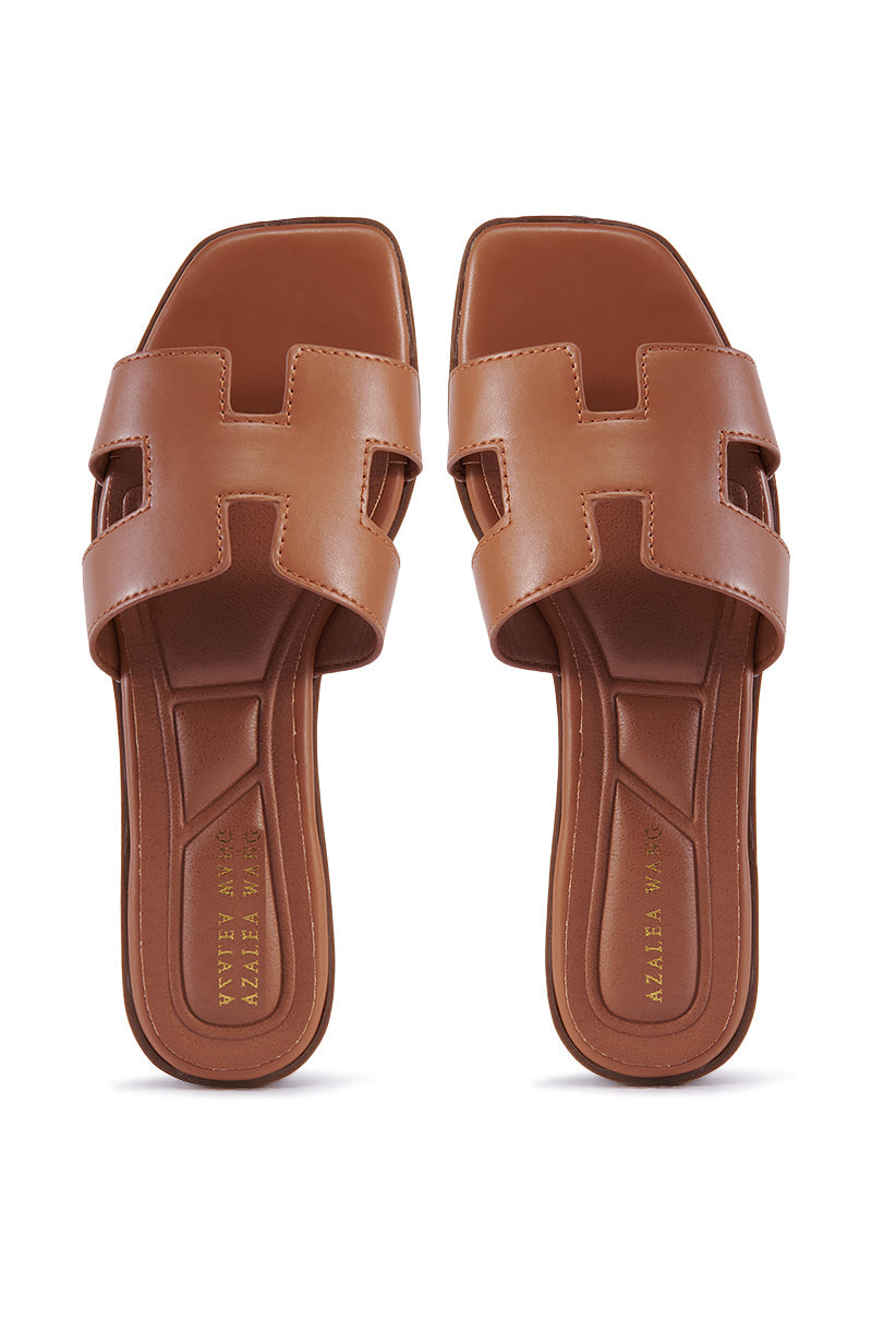 AZALEA WANG HOWDY NUDE FLAT SANDAL