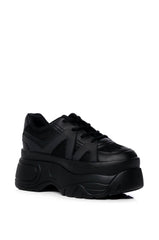 AZALEA WANG JUTTA FLATFORM SNEAKER IN BLACK