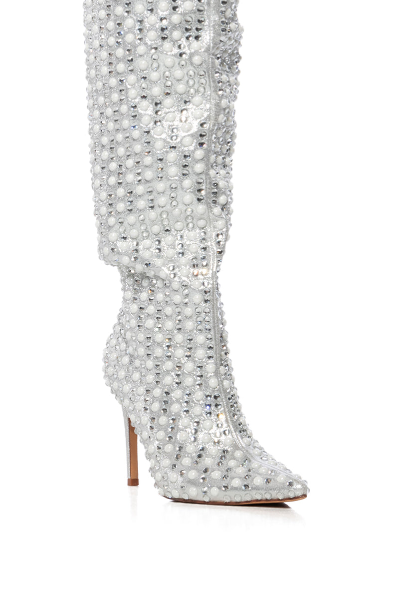 AZALEA WANG LYNLEE SILVER PEARL EMBELLISHED BOOT