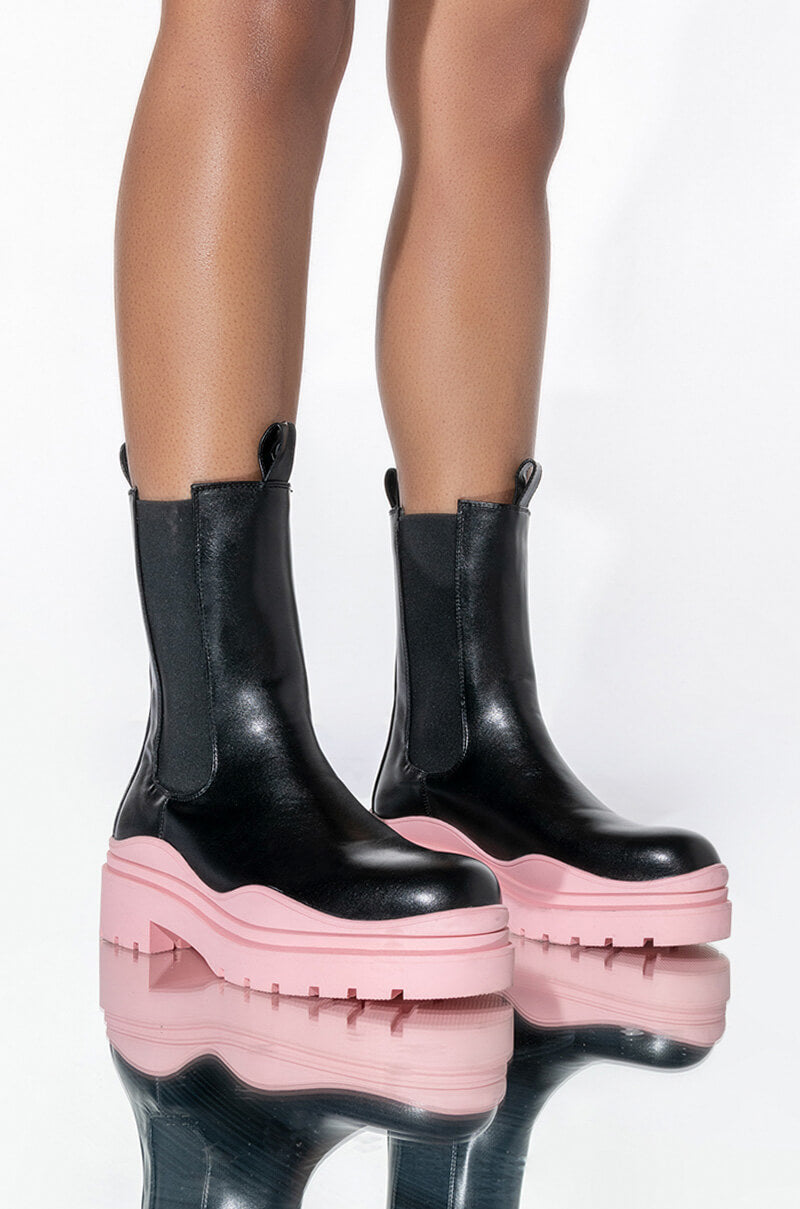 AZALEA WANG ONLY IN MY DREAMS FLATFORM BOOTIE IN PINK
