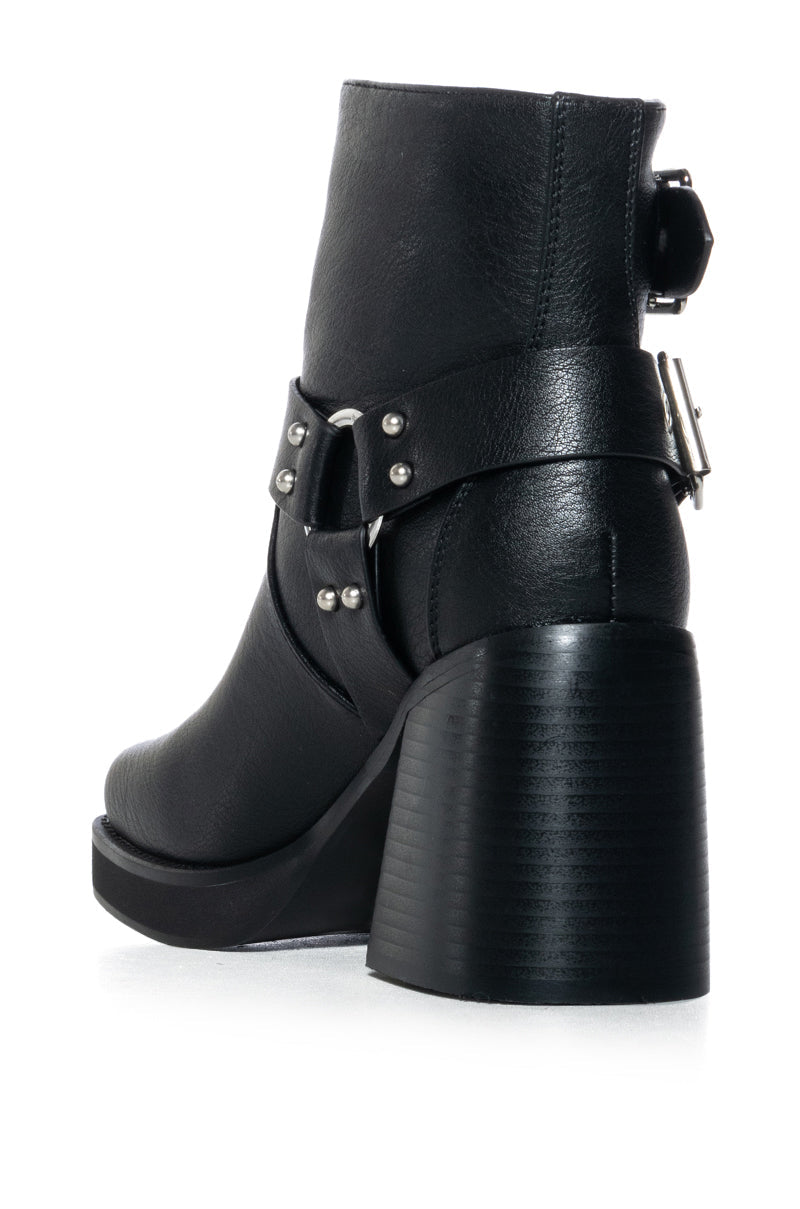AZALEA WANG SCOOTER CHUNKY MOTO BOOTIE