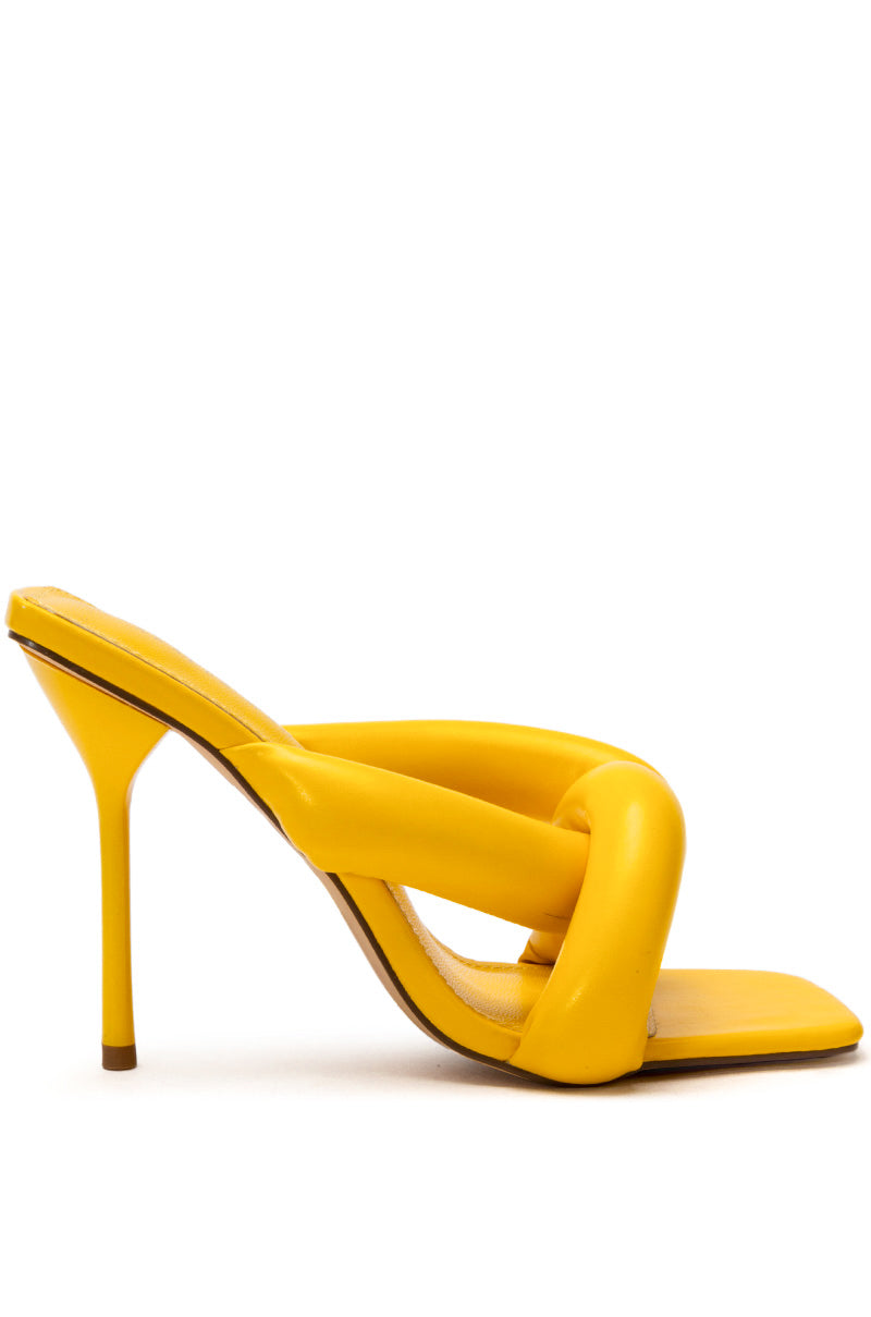 AZALEA WANG CHRISTABEL PUFF SANDAL