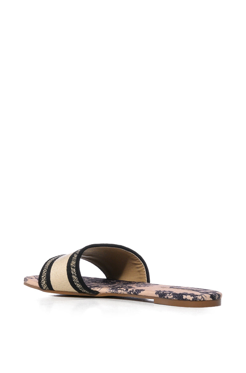 BASTA PRINT DESIGN FLAT SANDAL IN HAZELNUT